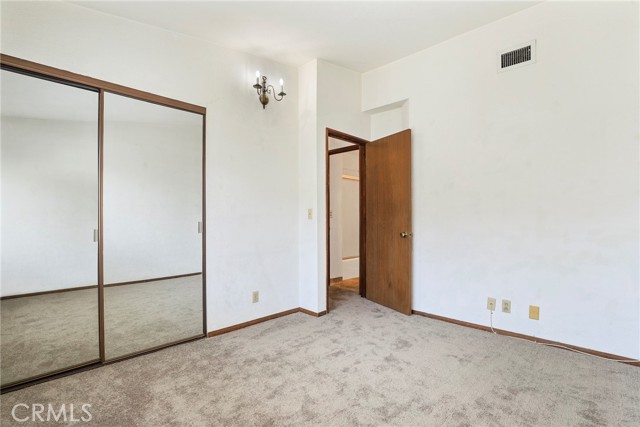 Detail Gallery Image 26 of 39 For 433 S 6th St #E,  Burbank,  CA 91501 - 3 Beds | 2/1 Baths
