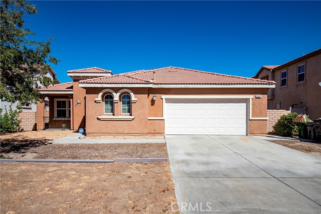 Detail Gallery Image 1 of 30 For 6901 Jack Rabbit Way, Palmdale,  CA 93552 - 4 Beds | 2 Baths