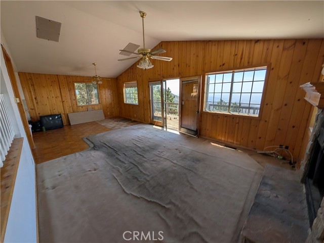 31487 Old City Creek, Running Springs, CA 92382