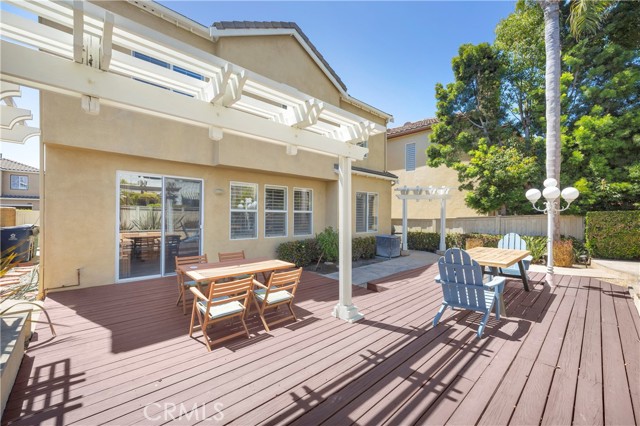 Detail Gallery Image 28 of 31 For 16826 Pembrook Ln, Huntington Beach,  CA 92649 - 4 Beds | 3 Baths