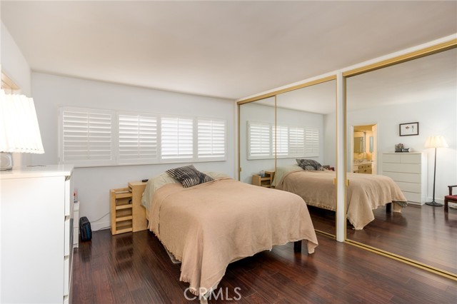 Detail Gallery Image 12 of 32 For 615 E Olive a,  Burbank,  CA 91501 - 2 Beds | 2 Baths