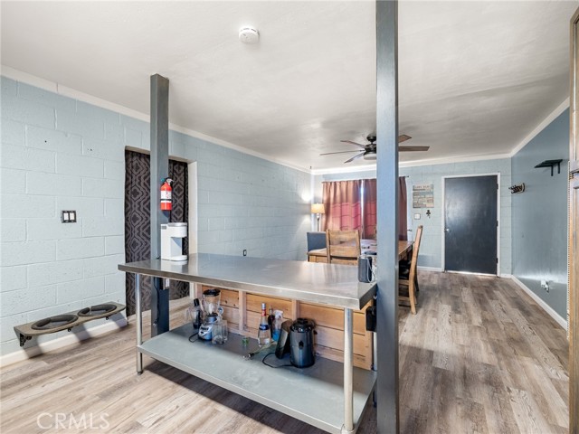 Detail Gallery Image 8 of 32 For 17382 Neptune, Victorville,  CA 92394 - 3 Beds | 1 Baths