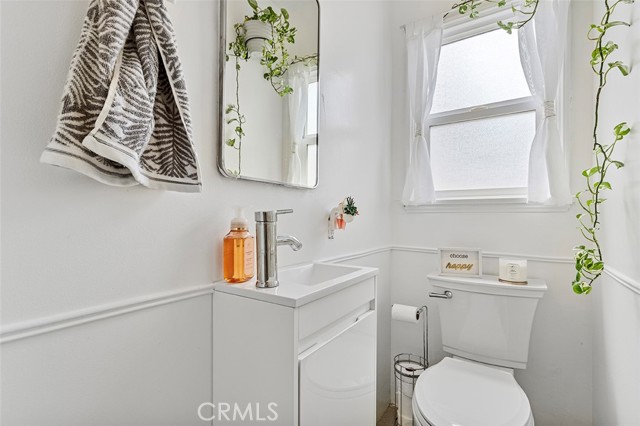Detail Gallery Image 19 of 31 For 5144 Southridge Ave, Los Angeles,  CA 90043 - 3 Beds | 2/1 Baths