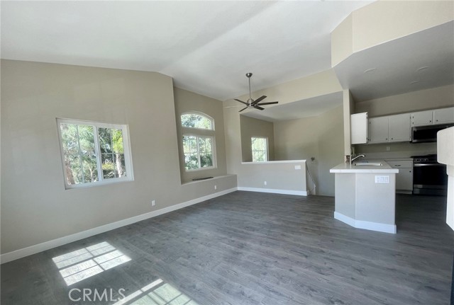 Detail Gallery Image 3 of 10 For 1002 S Farralon Ln, Anaheim Hills,  CA 92808 - 2 Beds | 2 Baths