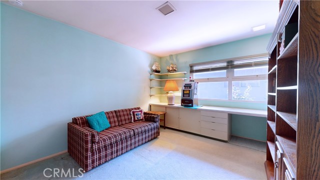 Detail Gallery Image 28 of 35 For 1135 E Amelia Dr, Long Beach,  CA 90807 - 3 Beds | 2/1 Baths