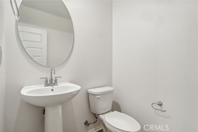 Detail Gallery Image 12 of 24 For 224 Aurora Ln, Pomona,  CA 91767 - 2 Beds | 2/1 Baths