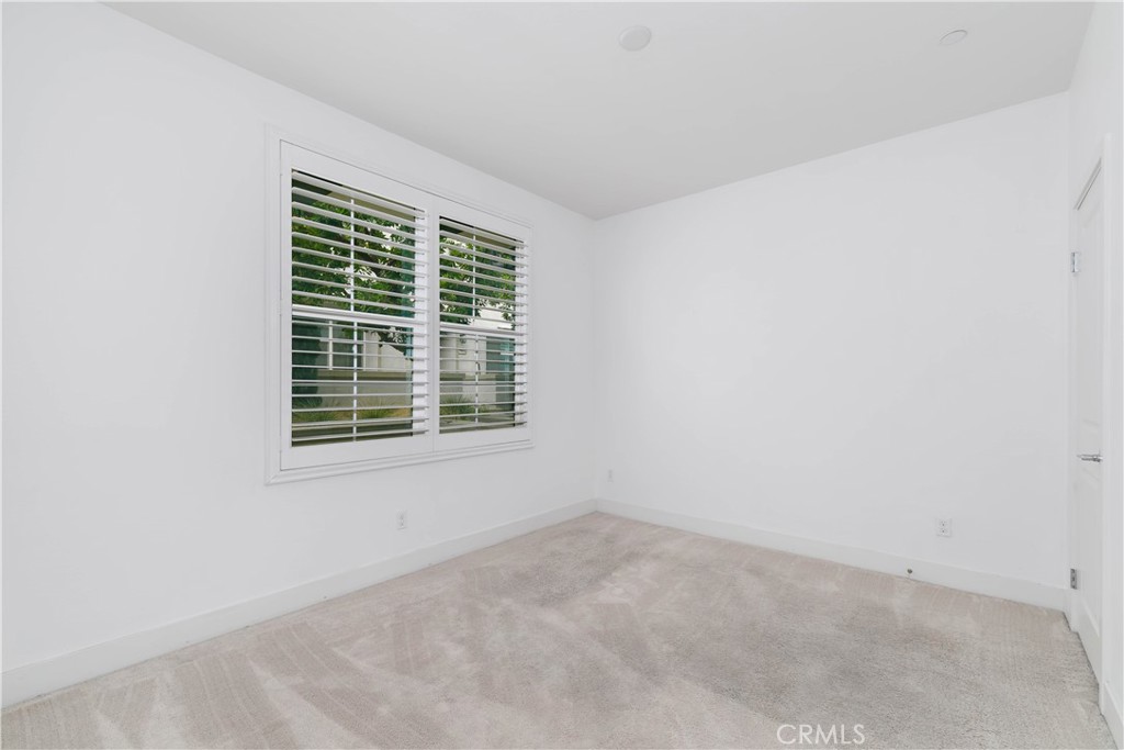 MLS #WS25237503 image #4