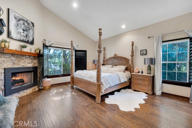 2831 Los Cedros Circle photo 6