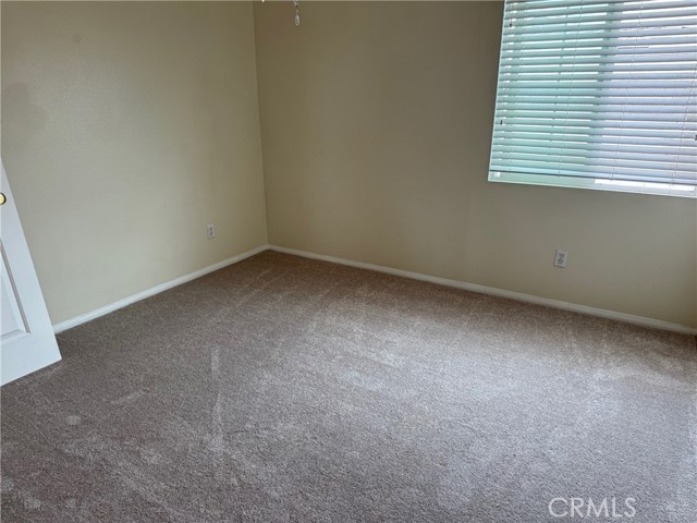 Image 18 of 31 For 29075 Silver Star Drive