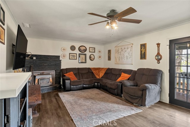 Detail Gallery Image 4 of 40 For 5805 Gradley, Paradise,  CA 95969 - 3 Beds | 2 Baths