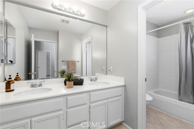 Detail Gallery Image 20 of 43 For 65 Ashcrest, Irvine,  CA 92620 - 5 Beds | 4/1 Baths