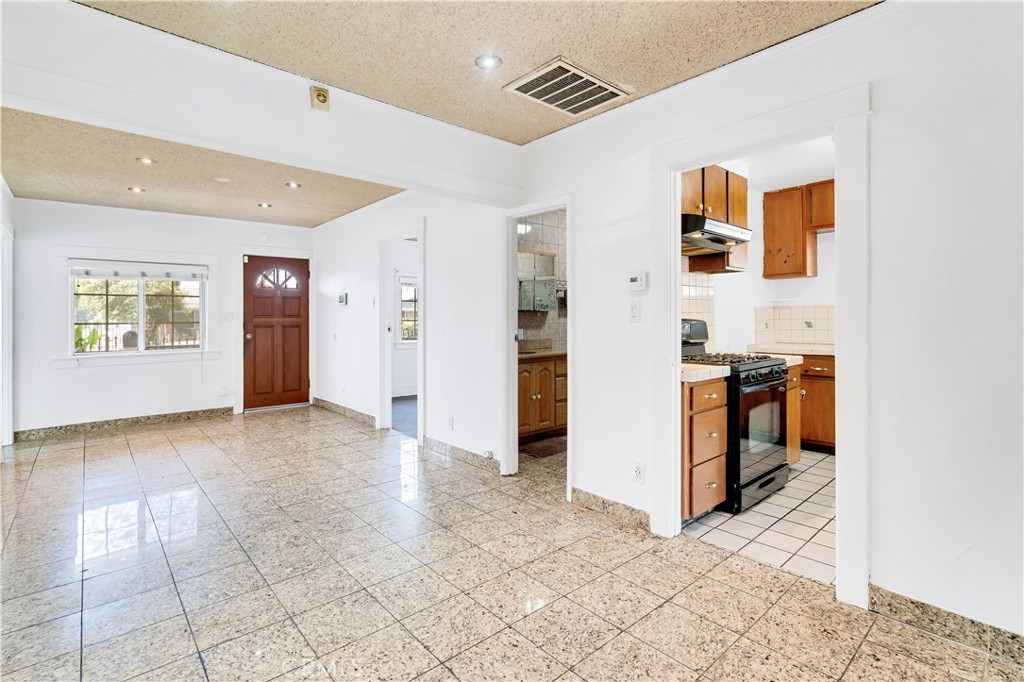 MLS #SB25029029 img 5