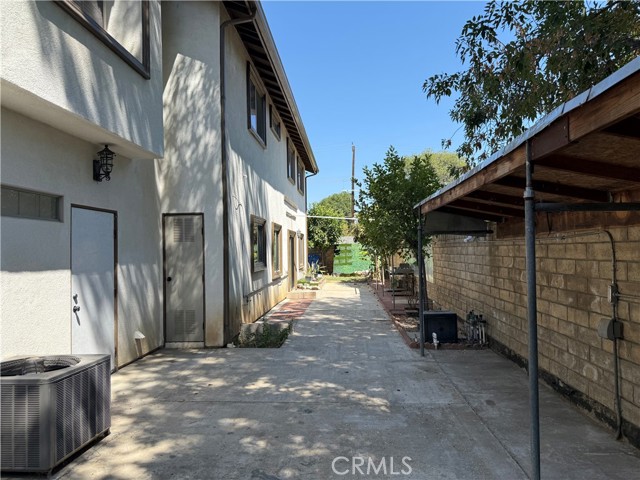 Detail Gallery Image 28 of 33 For 7532 Dashi Pl, Canoga Park,  CA 91304 - 4 Beds | 4 Baths