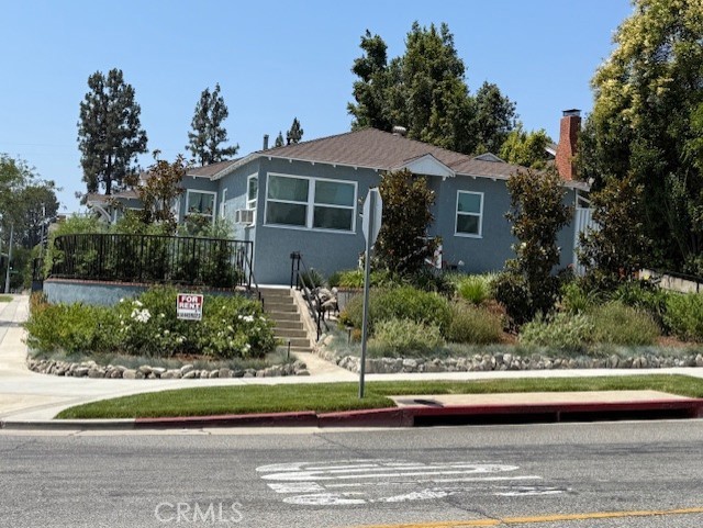 Detail Gallery Image 1 of 16 For 1008 N Glenoaks Bld, Burbank,  CA 91504 - 0 Beds | 1 Baths
