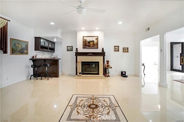 Detail Gallery Image 14 of 55 For 22329 Plummer St, Chatsworth,  CA 91311 - 4 Beds | 5 Baths