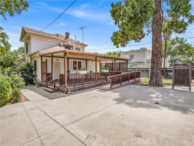 Detail Gallery Image 8 of 41 For 1005 L St, Reedley,  CA 93654 - 3 Beds | 2 Baths
