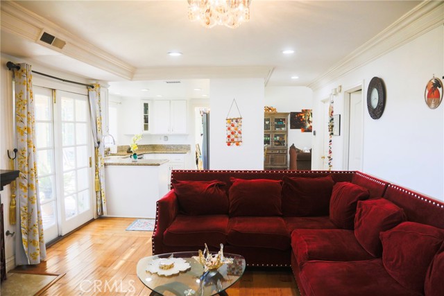 Detail Gallery Image 12 of 31 For 1129 Heatherview, Oak Park,  CA 91377 - 3 Beds | 2/1 Baths