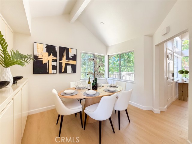 20725 E Crest Ln, Walnut CA: https://media.crmls.org/medias/c5b51f41-b1e5-4382-8278-5bbb39974c34.jpg