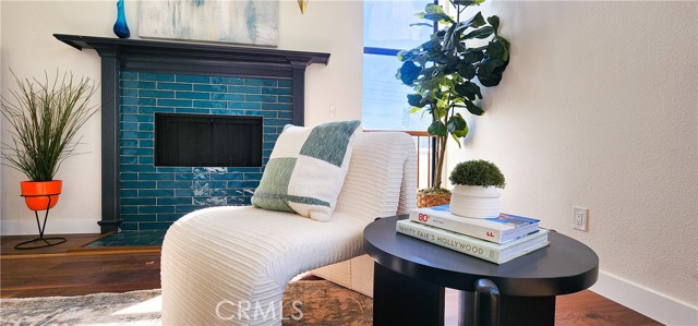 Detail Gallery Image 3 of 57 For 11845 Mayfield Ave #303,  Los Angeles,  CA 90049 - 2 Beds | 2/1 Baths