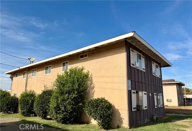 Image 1 of 4 For 421 Devener  