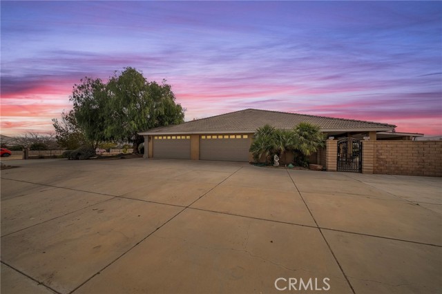 Detail Gallery Image 3 of 75 For 7172 Jargon St, Hesperia,  CA 92344 - 4 Beds | 3/1 Baths