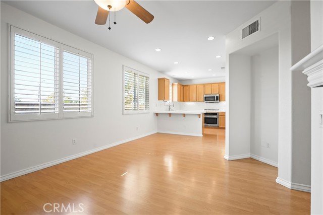 Detail Gallery Image 5 of 22 For 24578 Montevista, Valencia,  CA 91354 - 3 Beds | 2/1 Baths