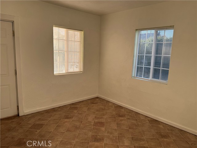 Detail Gallery Image 6 of 13 For 3718 Byron, Corona,  CA 92879 - 3 Beds | 1 Baths