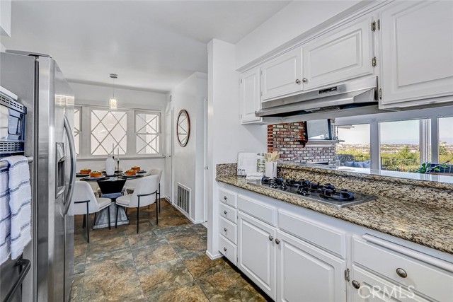 Detail Gallery Image 14 of 42 For 4509 Vista Largo, Torrance,  CA 90505 - 3 Beds | 2 Baths