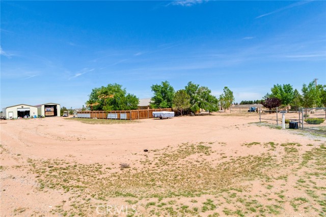 Detail Gallery Image 40 of 55 For 23465 Cherokee Rd, Apple Valley,  CA 92307 - 5 Beds | 3/1 Baths