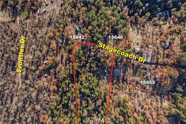 1 Stagecoach Drive, Oak Run CA: https://media.crmls.org/medias/c5b81529-2deb-46ba-a7d7-0f7329fd80e9.jpg