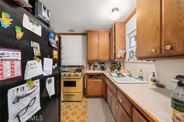 Detail Gallery Image 12 of 37 For 12652 Oaks Ave, Chino,  CA 91710 - 3 Beds | 1 Baths