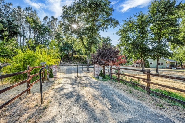 Detail Gallery Image 2 of 44 For 5385 Sabin Rd, Kelseyville,  CA 95451 - 4 Beds | 2/1 Baths