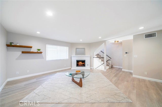 1421 12th Street, Manhattan Beach, California 90266, 2 Bedrooms Bedrooms, ,2 BathroomsBathrooms,Residential,Sold,12th,SB22202836