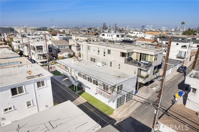 3316 Vista Drive, Manhattan Beach, California 90266, 4 Bedrooms Bedrooms, ,3 BathroomsBathrooms,Residential,Sold,Vista,SB22226244