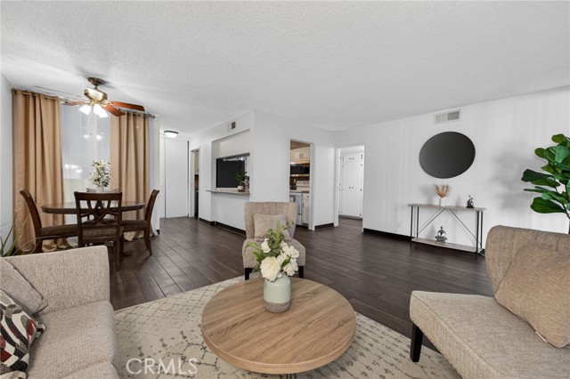 Detail Gallery Image 4 of 43 For 6979 Palm Ct 146n,  Riverside,  CA 92506 - 2 Beds | 1 Baths