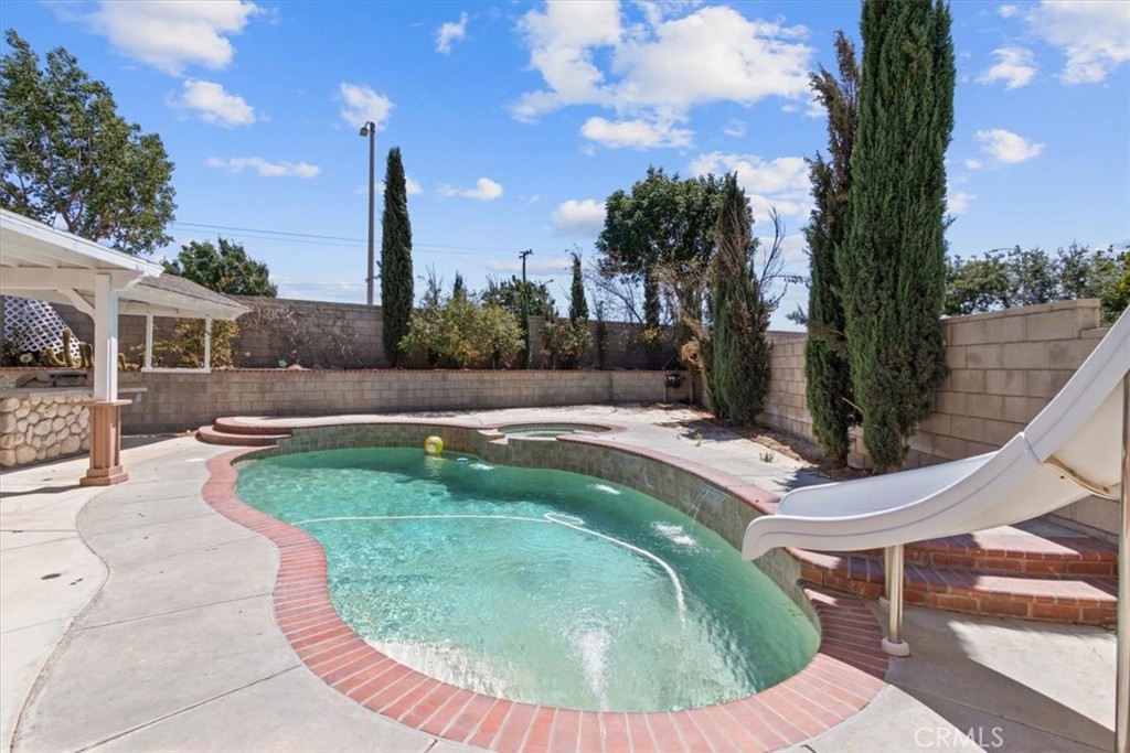 MLS #OC25152158 image #30