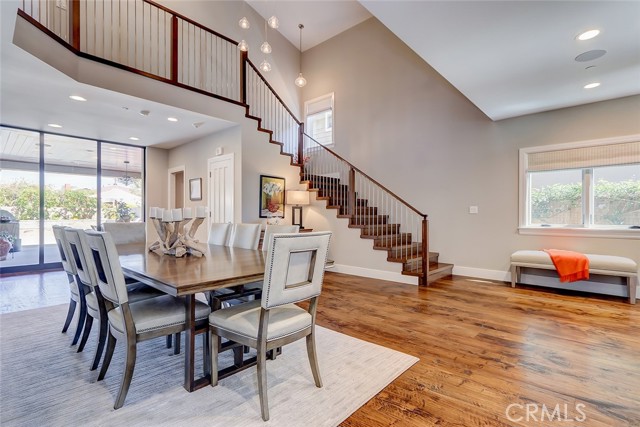1833 8th Street, Manhattan Beach CA: https://media.crmls.org/medias/c5bae9cd-d8a4-4e39-a66c-d167e603c41c.jpg