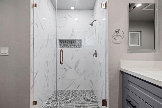 Detail Gallery Image 14 of 28 For 3036 Darlington Drive, Thousand Oaks,  CA 91362 - 3 Beds | 2 Baths