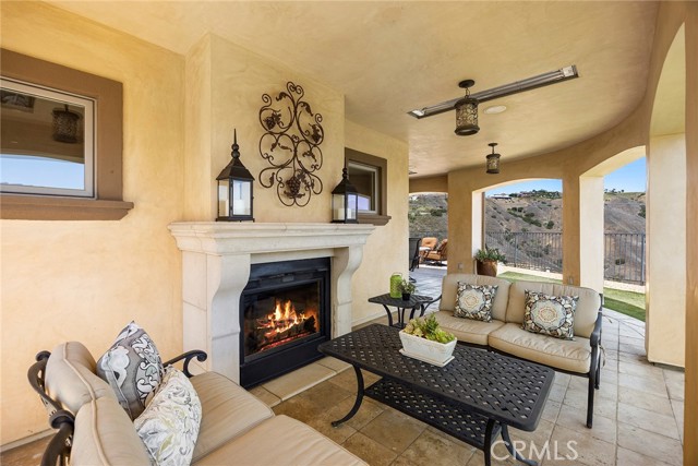 21925 Heatheridge Drive, Yorba Linda CA: https://media.crmls.org/medias/c5bb7f71-3fe3-4266-a3bc-98156f7535a5.jpg