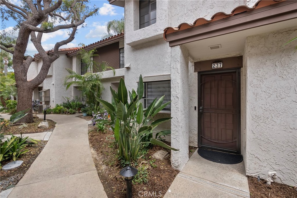 237 Oahu Way
