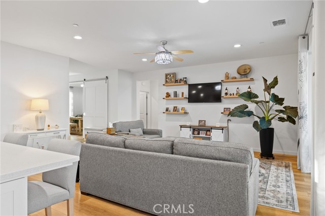 Detail Gallery Image 13 of 51 For 7702 Canyon Trail Ave, Bakersfield,  CA 93313 - 4 Beds | 2/1 Baths