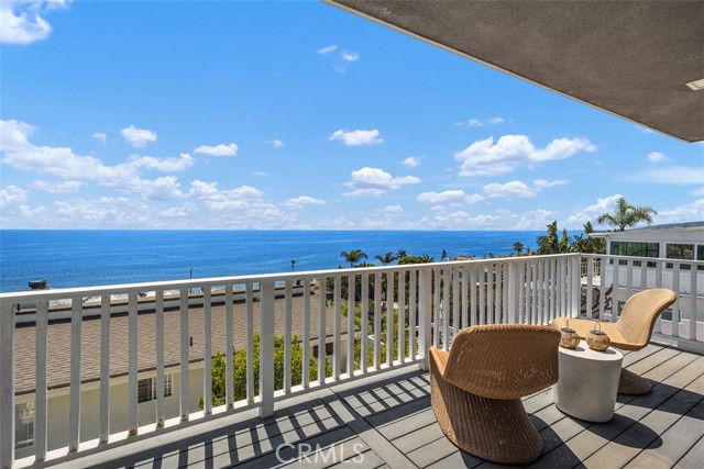 32091 Virginia Way, Laguna Beach CA: https://media.crmls.org/medias/c5bc51de-aa04-4e55-abc1-91b62b9d85b6.jpg