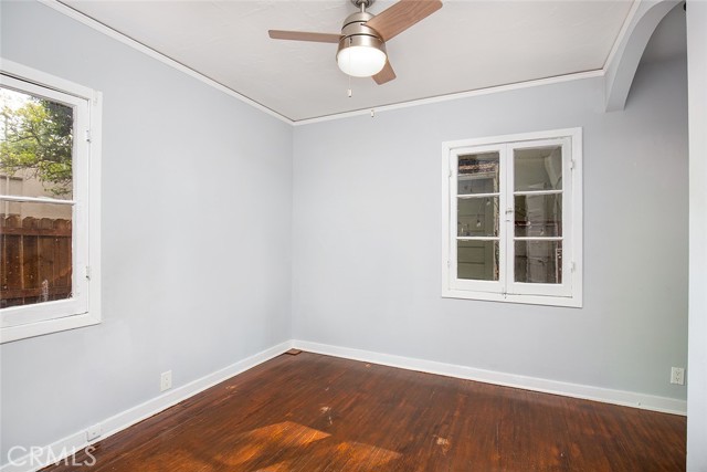 455 E Sacramento Street, Altadena CA: https://media.crmls.org/medias/c5bd98be-e365-4bf4-8cc2-97740e362f46.jpg