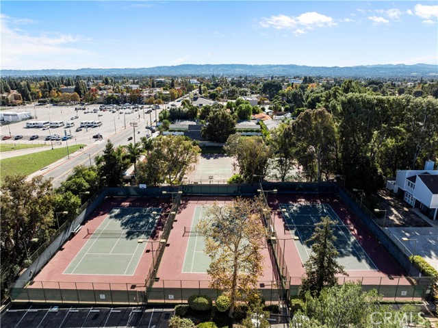 Detail Gallery Image 37 of 46 For 10061 Melinda Way #2,  Northridge,  CA 91325 - 2 Beds | 2/1 Baths