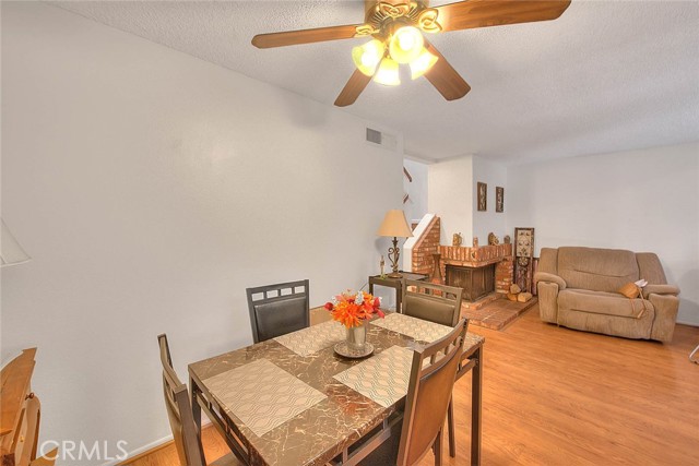 3860 Sycamore Street, West Covina CA: https://media.crmls.org/medias/c5bfaacb-4383-4b3f-8fda-651738d6f7f9.jpg