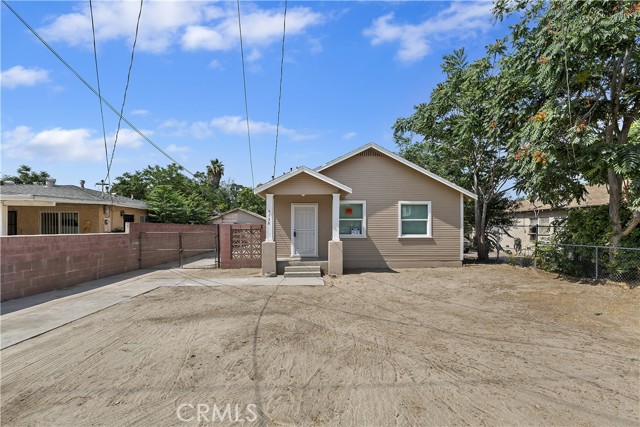 4138 Strong St, Riverside, CA 92501