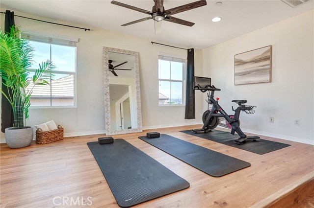 Detail Gallery Image 28 of 44 For 24509 Rosette Ln, Valencia,  CA 91354 - 5 Beds | 3 Baths