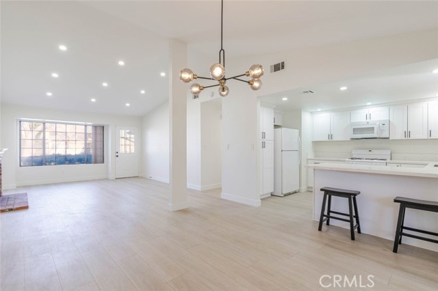 Detail Gallery Image 7 of 28 For 514 E Avenue J9, Lancaster,  CA 93535 - 4 Beds | 2 Baths