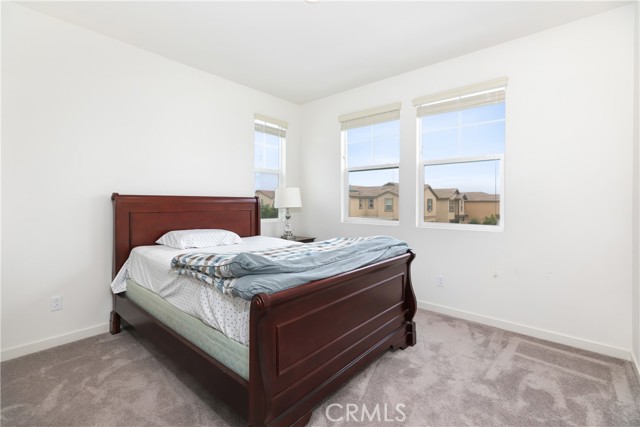 Detail Gallery Image 18 of 38 For 2941 E Travertine St, Ontario,  CA 91762 - 5 Beds | 4 Baths
