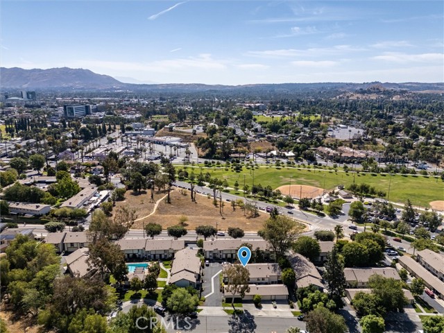 Image 34 of 37 For 4682 Maxwell Court